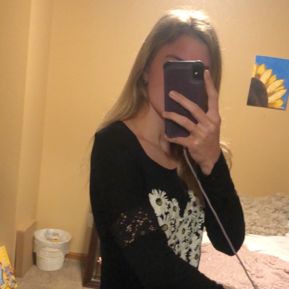 Daisy heart top